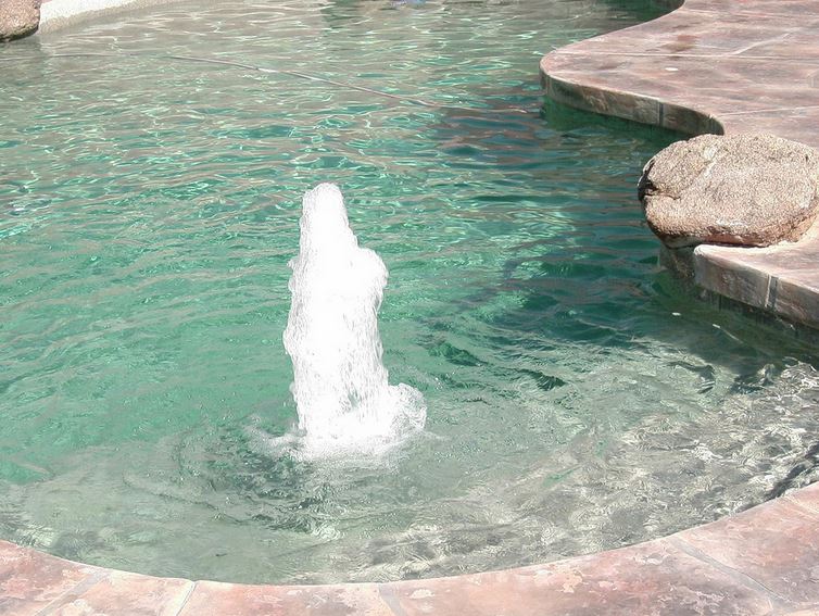 Spools: Water Fun for Small Tempe Yards