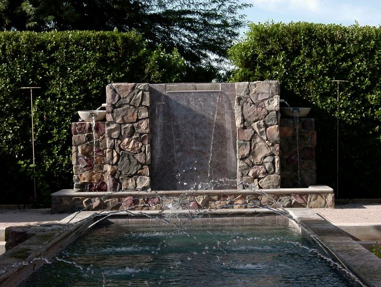 Shedding Light on the Most Common Misconceptions of Scottsdale Pool Ownership