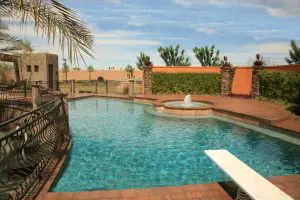 How to Keep Algae Out of Your Arizona Pool